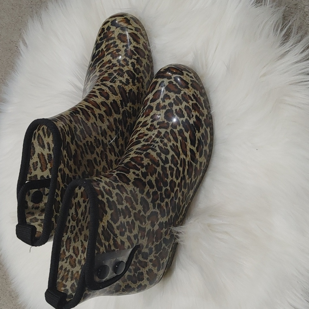 Leopard print rain boots